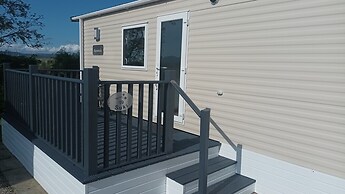 Project Binka - Luxury Caravan / Lodge 2 Bedrooms