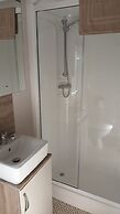 Project Binka - Luxury Caravan / Lodge 2 Bedrooms