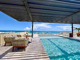 Centric condo by Casago