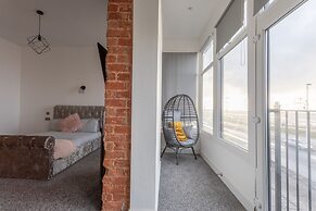 Residency hotel and Bar