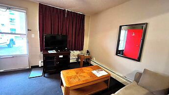 Red Rest Motel
