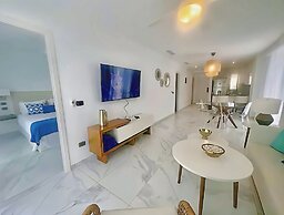 Ph in Cana Rock Star With Golf View And Pool