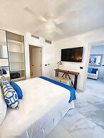 Ph in Cana Rock Star With Golf View And Pool