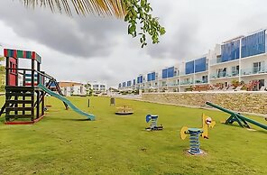 Ph in Cana Rock Star With Golf View And Pool