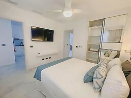 Ph in Cana Rock Star With Golf View And Pool
