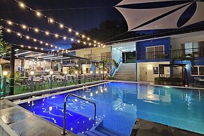 Casa Blu Hotel & Resort