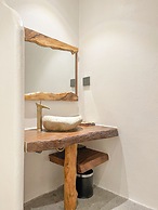 La Grotta Hotel