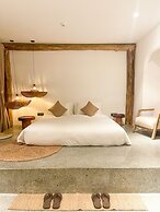 La Grotta Hotel