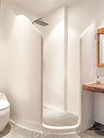 La Grotta Hotel