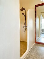 La Grotta Hotel