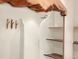 La Grotta Hotel