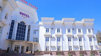 MAQOM PLAZA