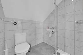 Remarkable Serviced Room West Drayton London UB7