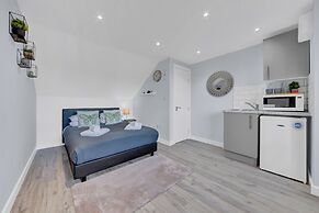 Remarkable Serviced Room West Drayton London UB7