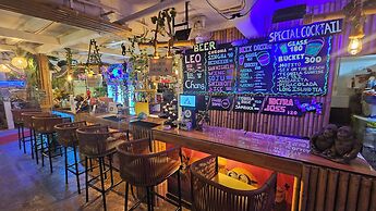 Hideout Hostel