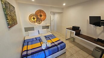 Hideout Hostel