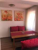 Aurora Guest House