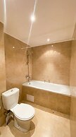 1BR Bright 300mbps Wifi Duplex - Two Floors