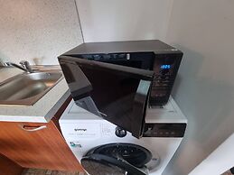 1BR Homey Duplex 300mbps Wifi 2 Floor With Washer