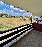 1BR Homey Duplex 300mbps Wifi 2 Floor With Washer