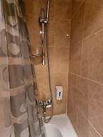 1BR Homey Duplex 300mbps Wifi 2 Floor With Washer
