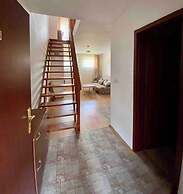 1BR Homey Duplex 300mbps Wifi 2 Floor With Washer