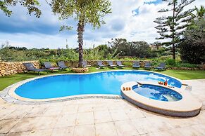 Villa Soldanis 6 Bedroom Villa With Private Pool