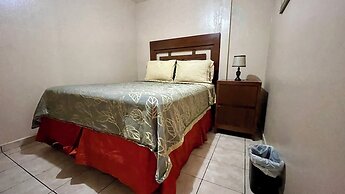 Del Bosque TJ Inn