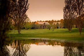 Honeysuckle Barn & Garden