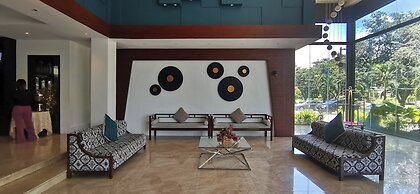 Sunday Hevea Hotel and Resort