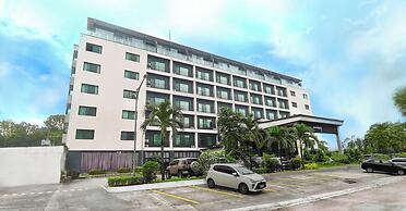 Sunday Hevea Hotel and Resort