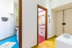 San Luigi Cozy Flat - Private Parking