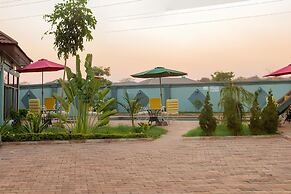 Golden Hills Lodge