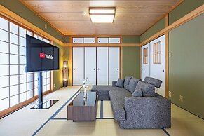 Azami Ann Maisonette