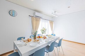 Azami Ann Maisonette
