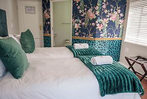 Rozenburg Guesthouse