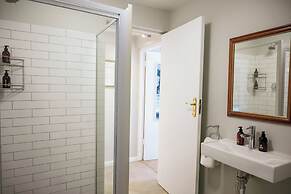 Rozenburg Guesthouse