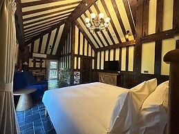 Senboard Manor