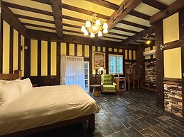 Senboard Manor