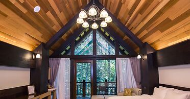 Senboard Manor