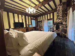 Senboard Manor