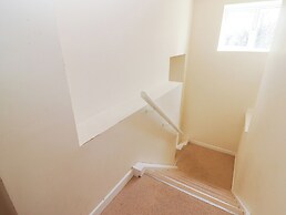 Daffodil Apartment