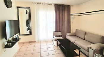 SHaYaSH apartments Leonardo Bat-Yam