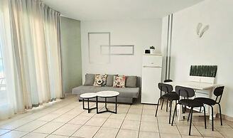 SHaYaSH apartments Leonardo Bat-Yam