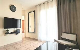 SHaYaSH apartments Leonardo Bat-Yam