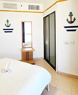 SHaYaSH apartments Leonardo Bat-Yam