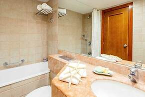 SHaYaSH apartments Leonardo Bat-Yam