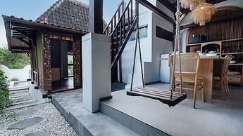 Canggu River House Villa by Betterplace
