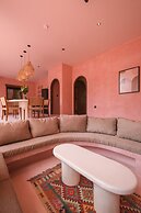 Villa Ella June