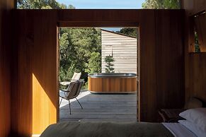 Russell's Cabins